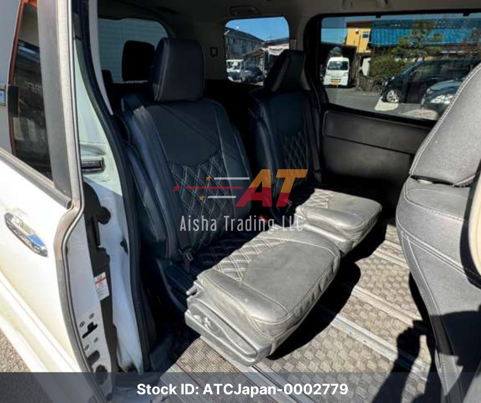 2015 Toyota Voxy